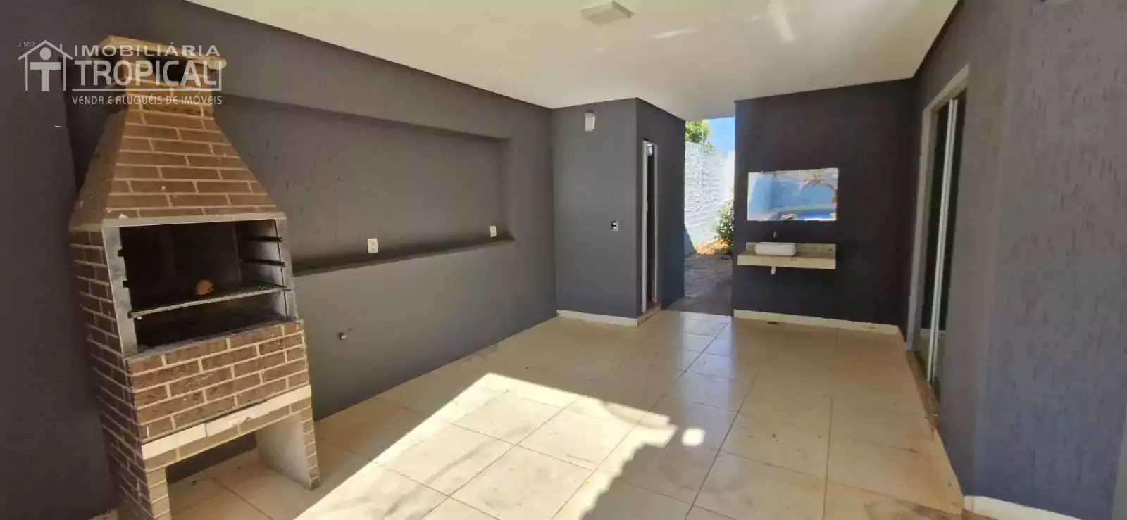 Aluga-se casa com piscina no setor Nova Capital em Porto Nacional-To. — Miniatura 9