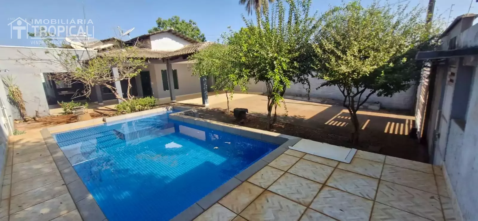 Aluga-se casa com piscina no setor Nova Capital em Porto Nacional-To. — Miniatura 5