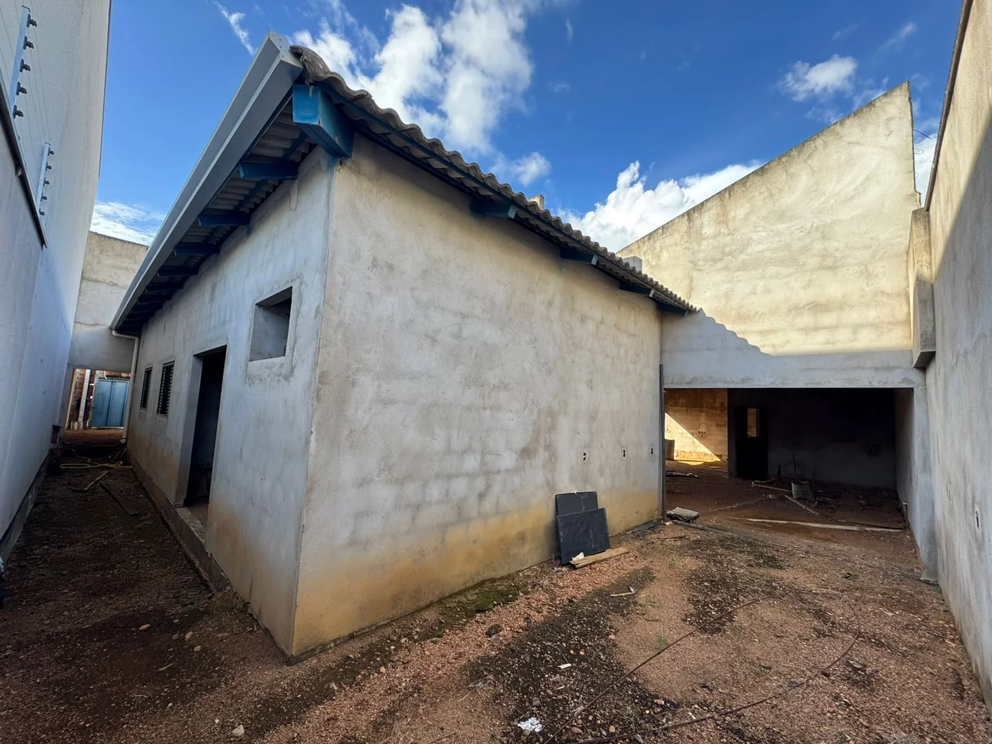Vendo construçao de uma casa  localizado no setor Jardim Amercia em Porto Nacional. — Miniatura 19