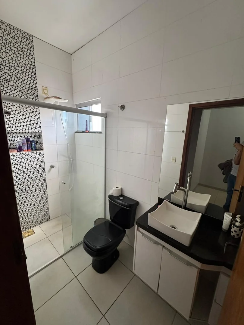 Casa de Alto Padrão no Setor Jardim América – Sobrado Exclusivo — Miniatura 5