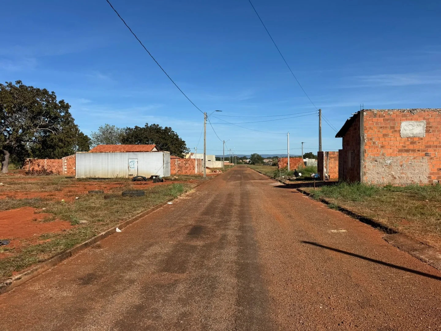 Vendo lote localizado no Jardim Nova America em Porto Nacional-TO — Miniatura 6