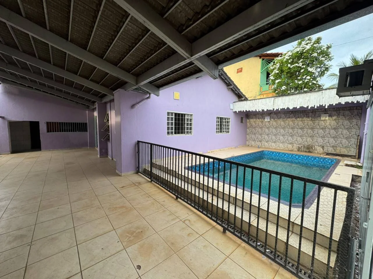 Vendo casa com Piscina Localizado no setor Aeroporto em Porto Nacional — Miniatura 5