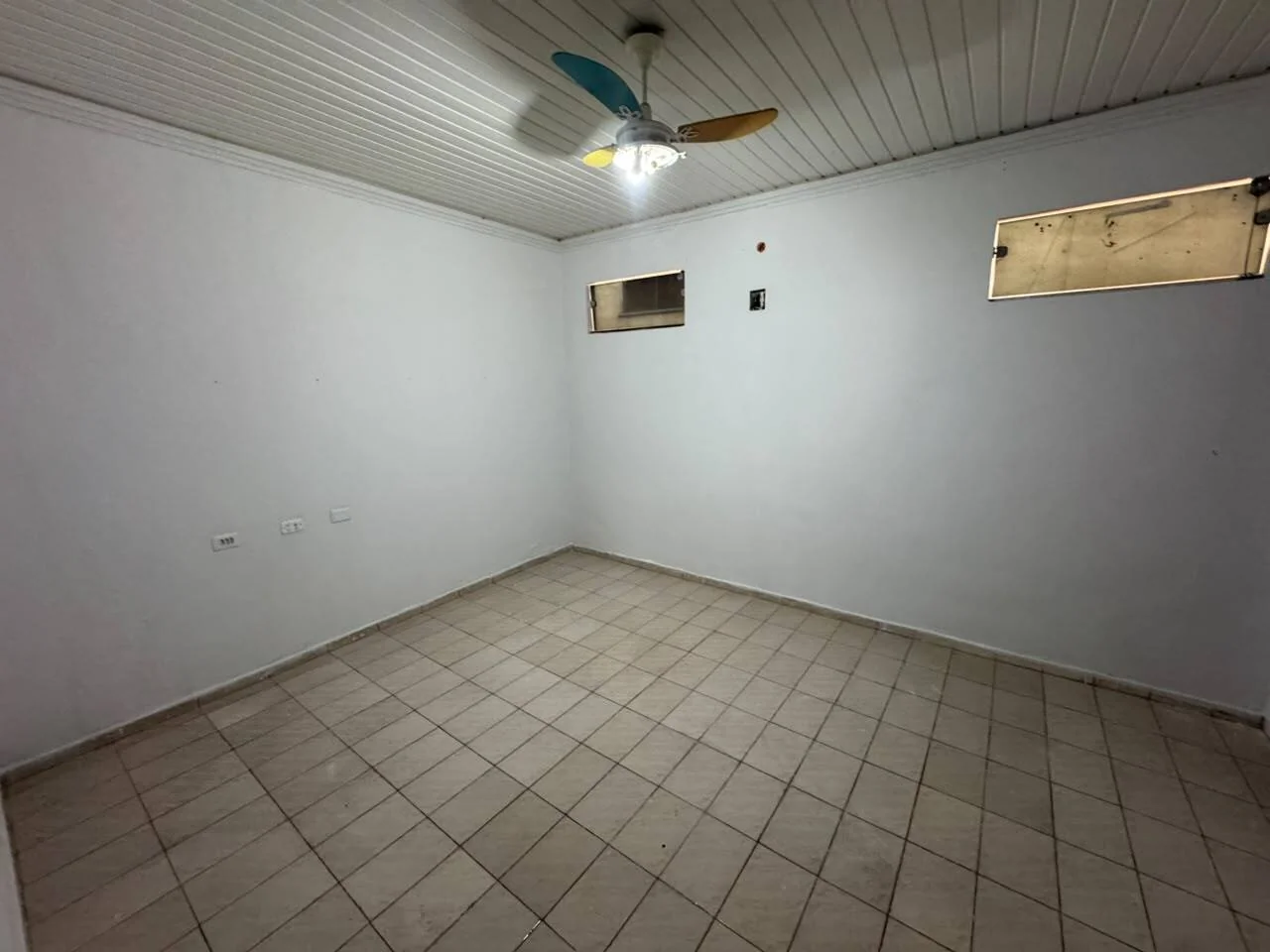 Vendo casa com Piscina Localizado no setor Aeroporto em Porto Nacional — Miniatura 11