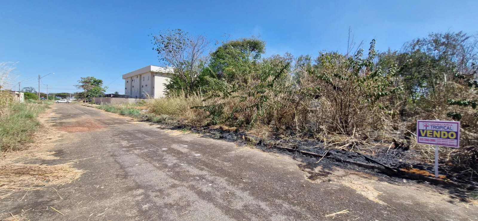 Vendo Lote Residencal Localizado no setor Jardim dos Ypes em Porto Nacional-TO — Miniatura 2
