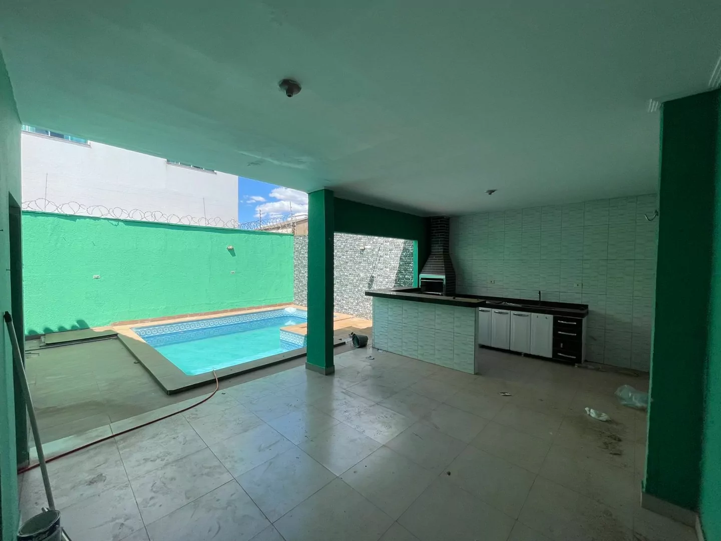 Vendo casa com Piscina no setor jardim America  em Porto Nacional-TO. — Miniatura 18