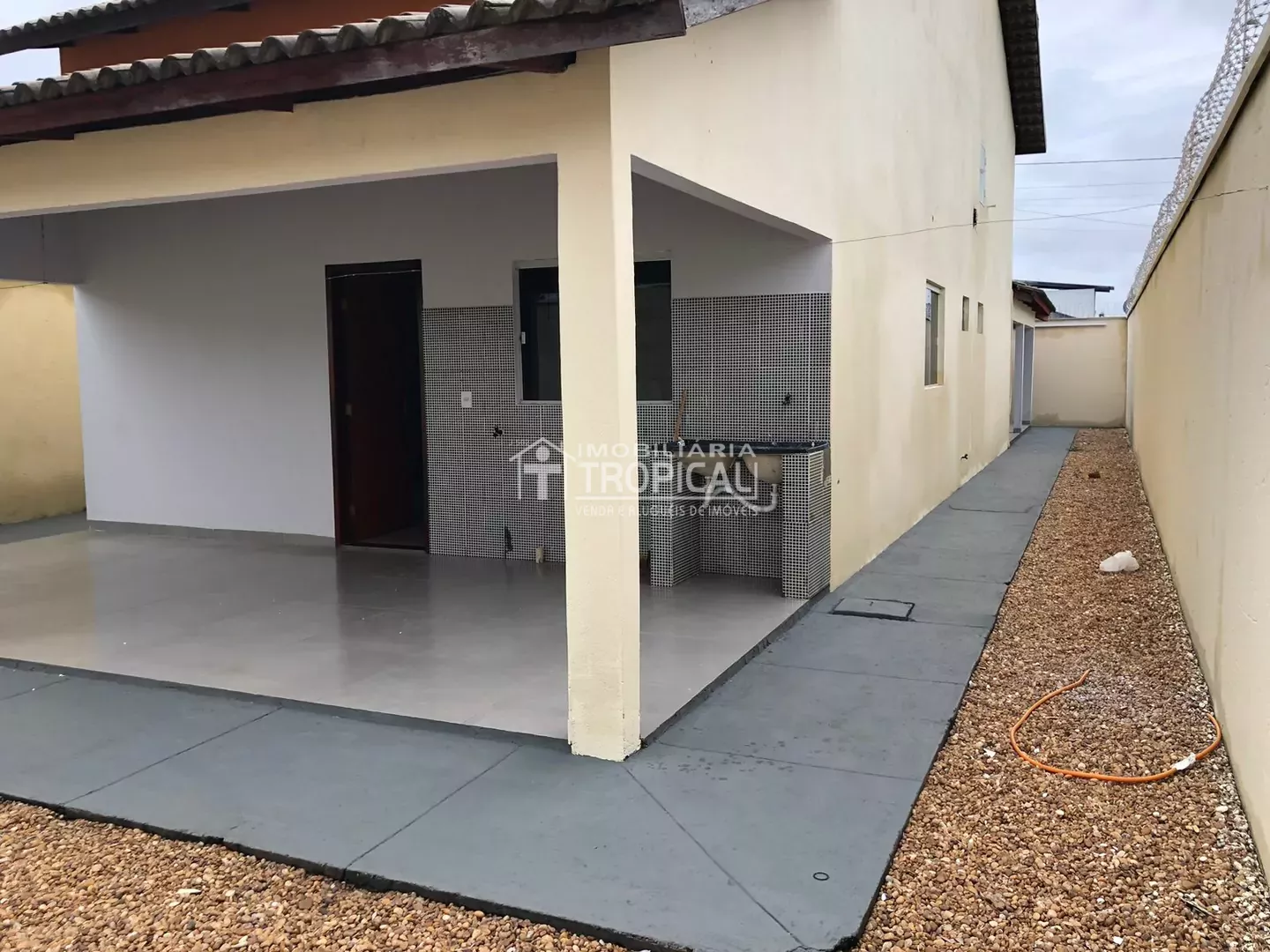 Aluga-se casa no setor Jd. América em Porto Nacional-To. — Miniatura 22