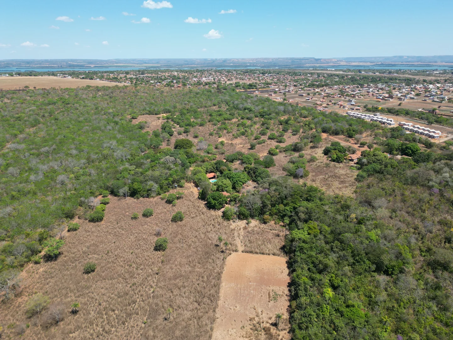 🌾 FAZENDA À VENDA NO LOTEAMENTO JACOZINHO – EXCELENTE OPORTUNIDADE PARA INVESTIR E PRODUZIR! Em Porto Nacional — Miniatura 4