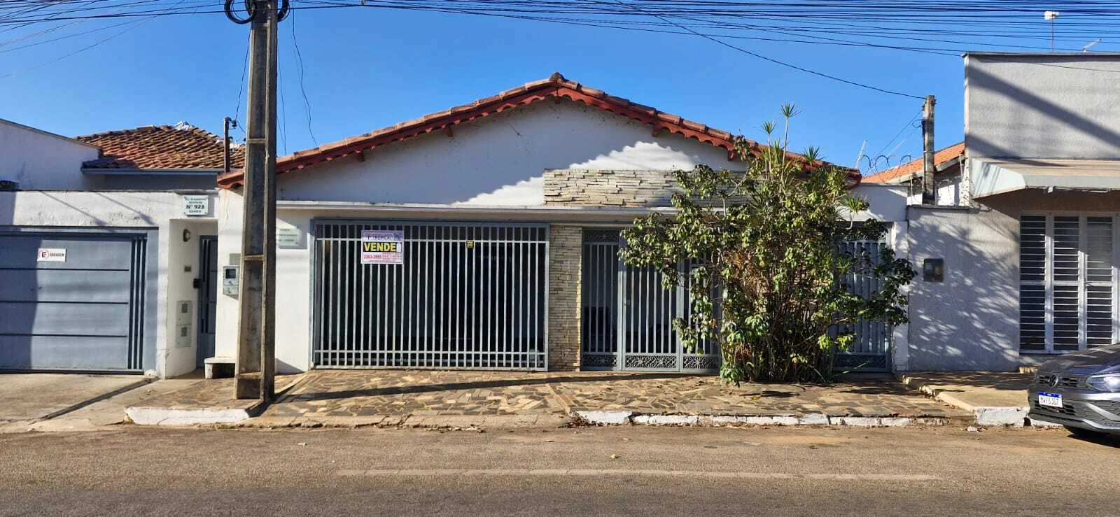 Casa à Venda no centro de Porto Nacional-TO em Ótima Localização! — Miniatura 2