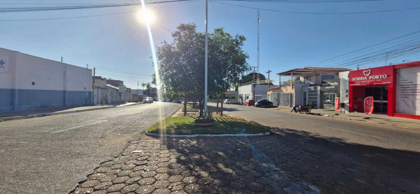 Casa à Venda no centro de Porto Nacional-TO em Ótima Localização! — Miniatura 20