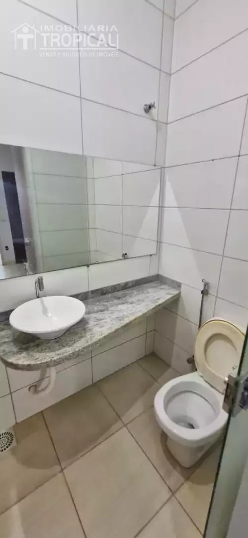 Aluga-se casa com piscina no setor Nova Capital em Porto Nacional-To. — Miniatura 24