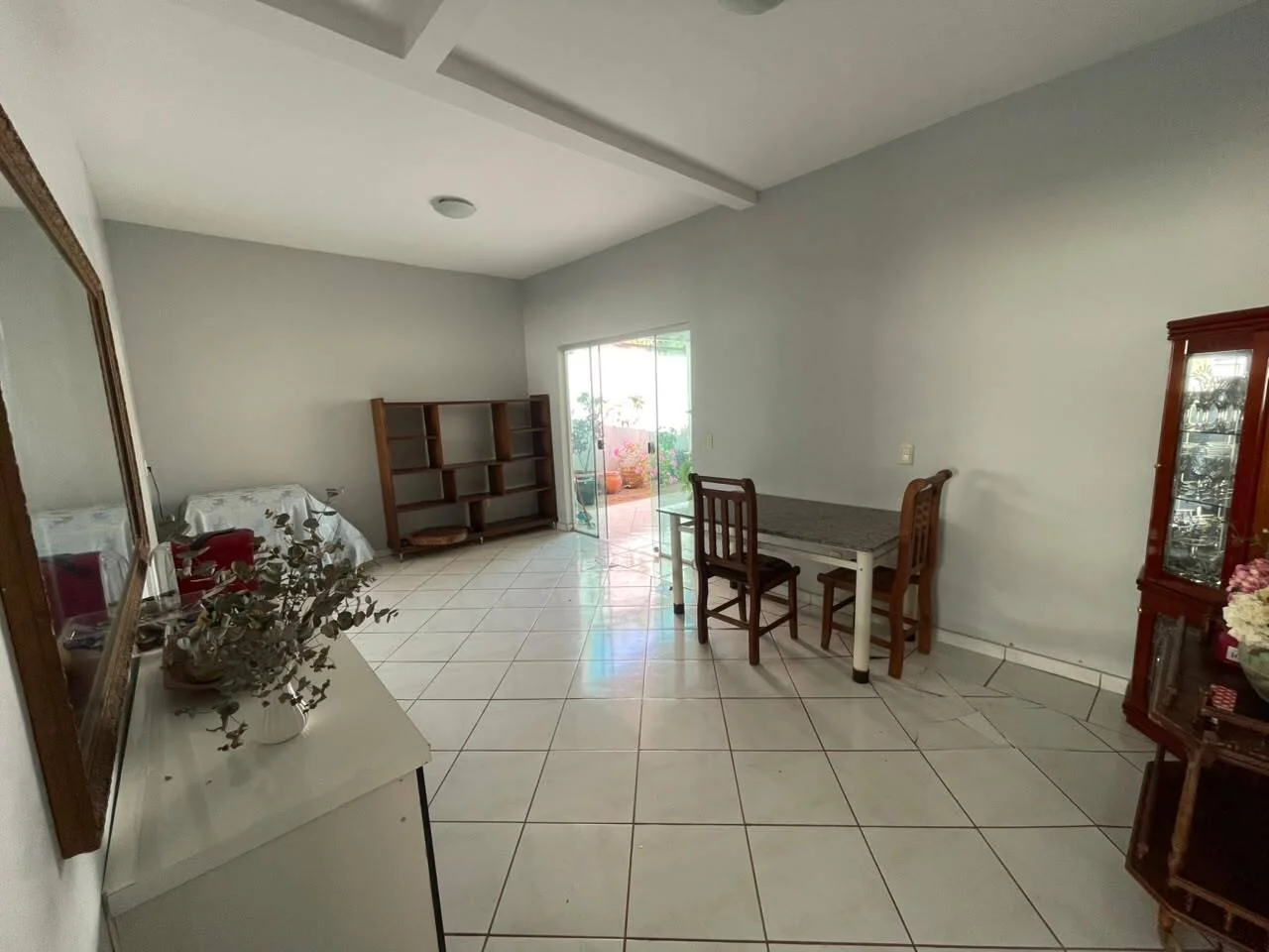 Excelente Casa no Setor Aeroporto, Porto Nacional-TO – Terreno Amplo de 600m² — Miniatura 13