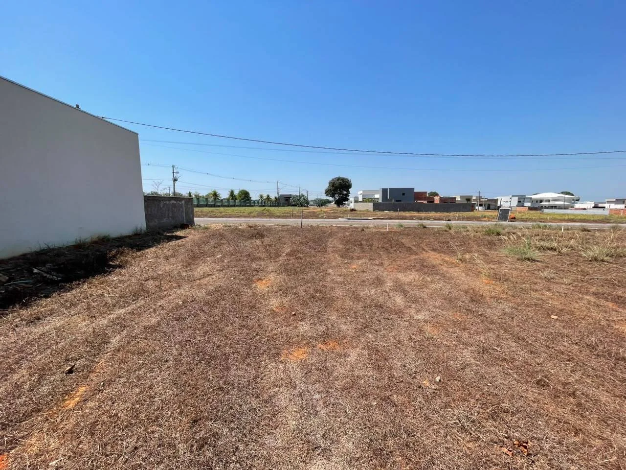 Ótimo Lote de 360m² no Porto Leman, Porto Nacional-TO — Miniatura 6