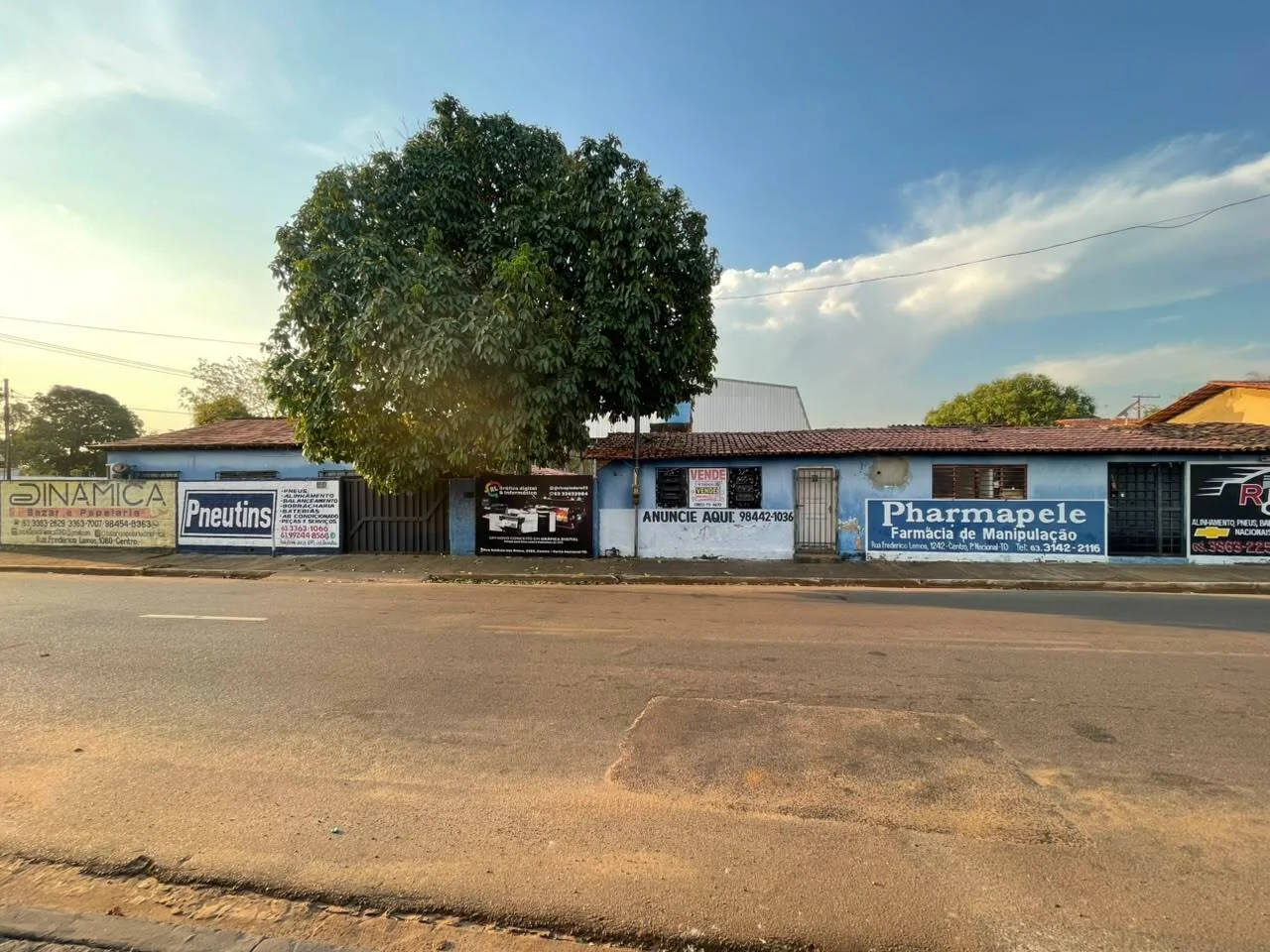 🏡 CASA À VENDA – CENTRO DE PORTO NACIONAL/TO