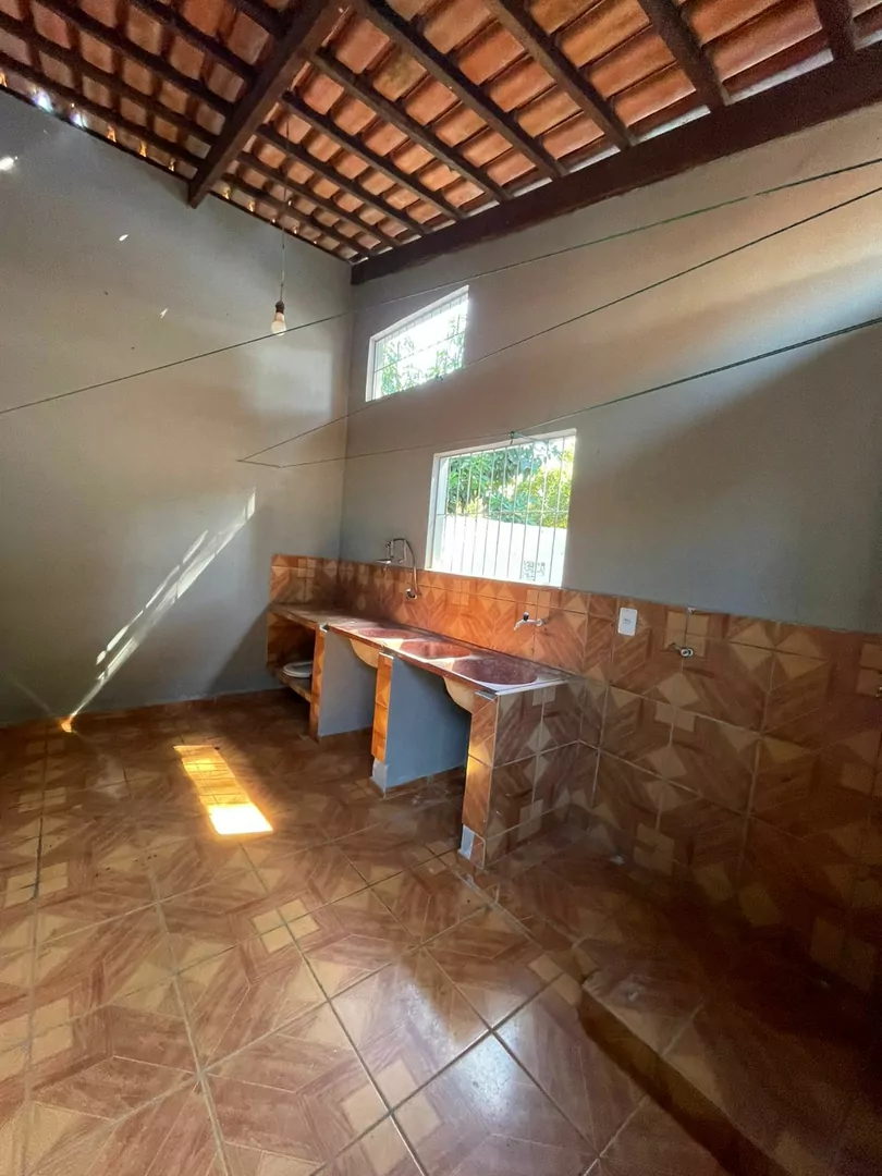Vendo casa na AV.Joaquim Aires em Porto Nacional-TO — Miniatura 15
