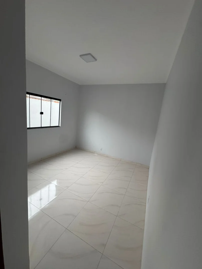 VENDO CASA NOVA LOCALIZADA NO SETOR GUAXUPE EM PORTO NACIONAL-TO. — Miniatura 7