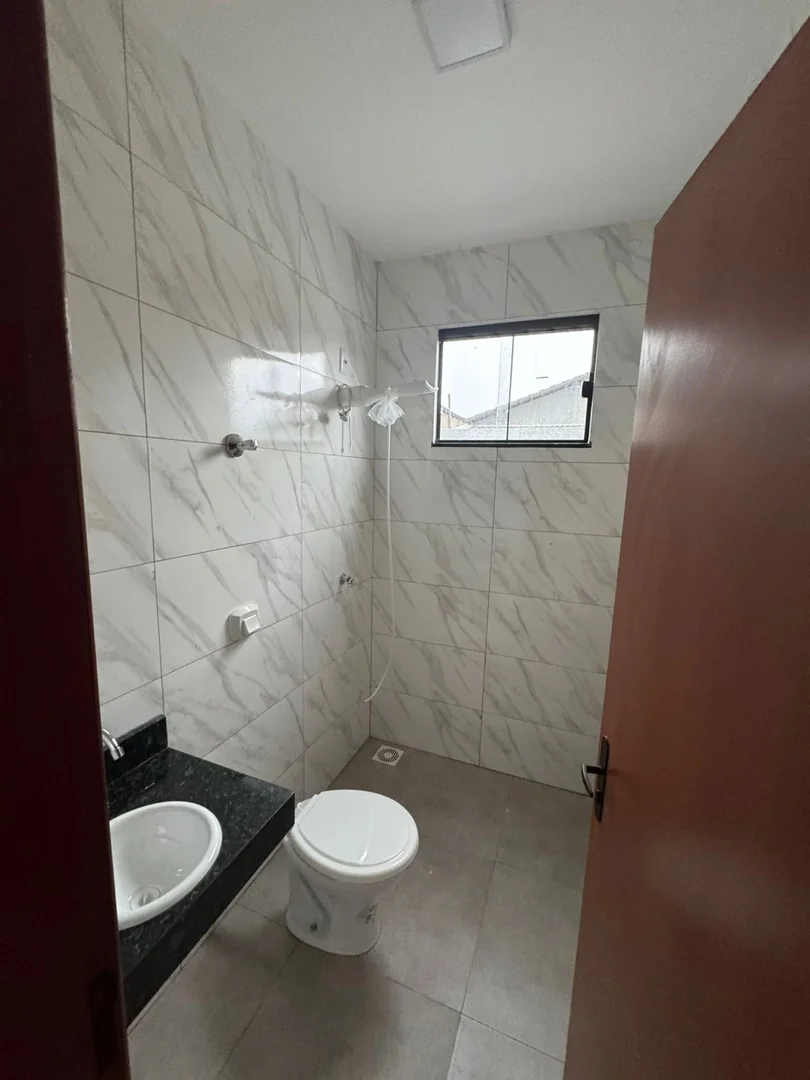 VENDO CASA NOVA LOCALIZADA NO SETOR GUAXUPE EM PORTO NACIONAL-TO. — Miniatura 10