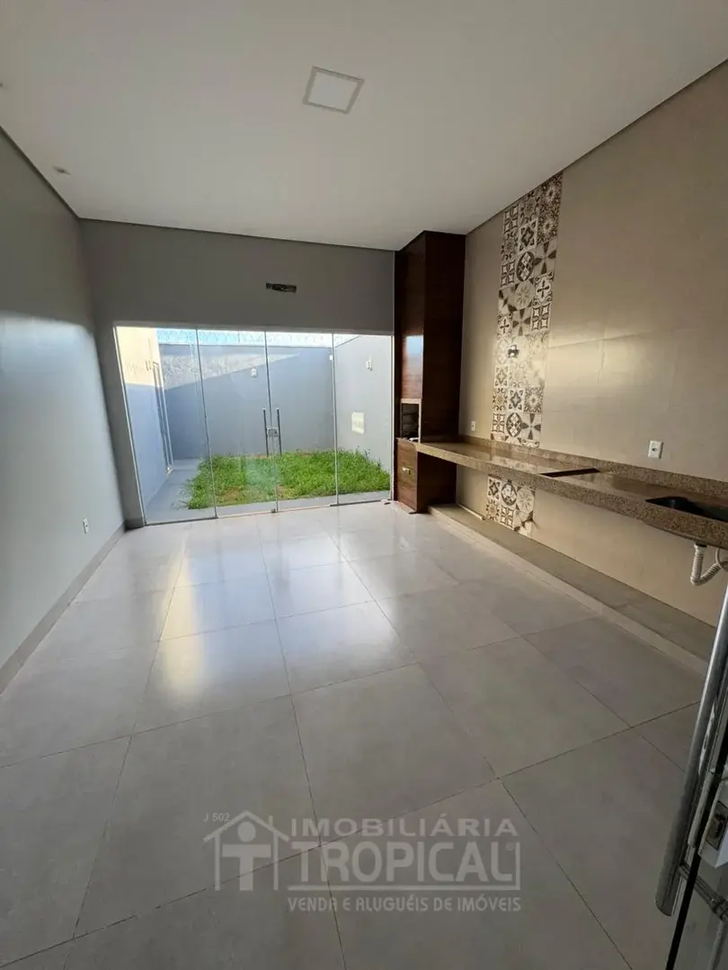 Vende-se casa com energia solar no setor Jd. América em Porto Nacional-To. — Miniatura 14