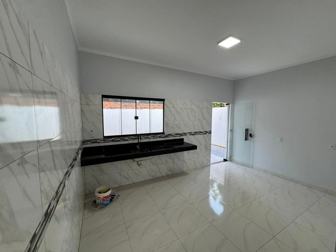 VENDO CASA NOVA LOCALIZADA NO SETOR GUAXUPE EM PORTO NACIONAL-TO. — Miniatura 11