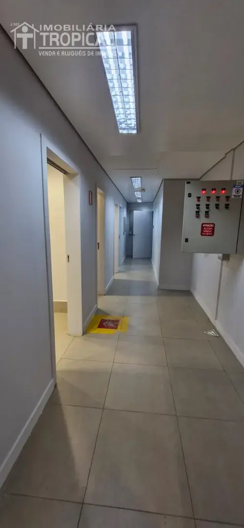 Aluga-se Sala comercial no centro de Porto Nacional-To — Miniatura 13