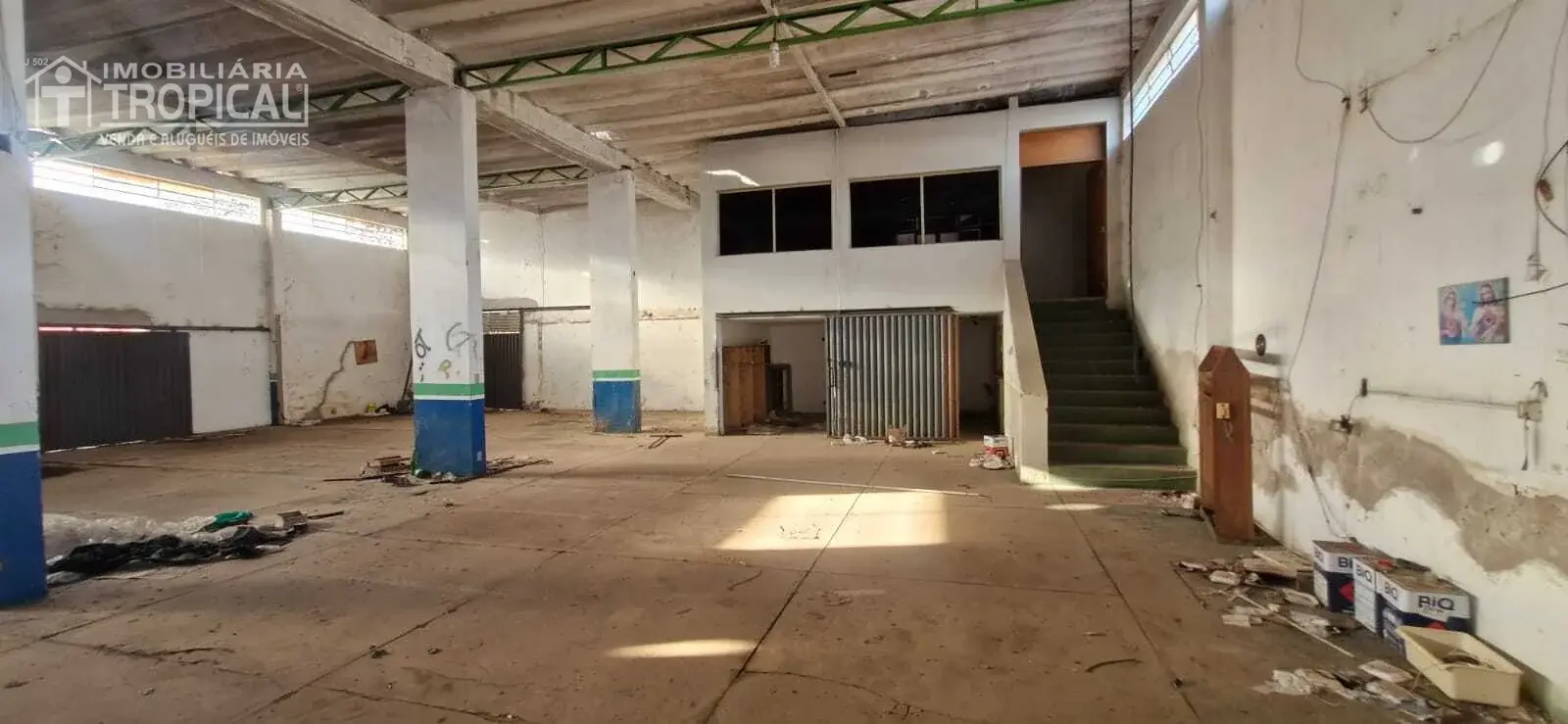 Aluga-se galpão bem localizado no centro de Porto Nacional — Miniatura 6