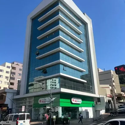 Aluga-se Sala Comercial, Avenida Júlio Borella.
