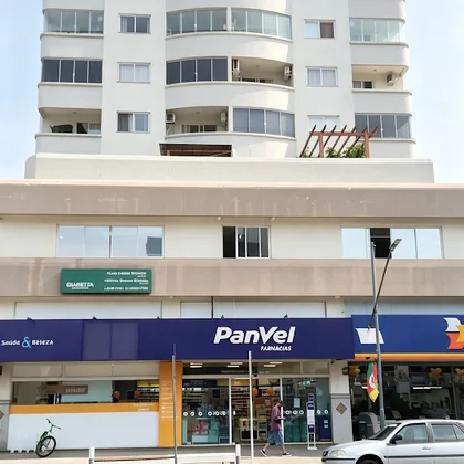 Aluga-se apartamento, na rua Duque de Caxias, Centro de Marau-RS.