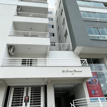 Aluga-se apartamento, na rua Santos Dumont, Centro de Marau-RS