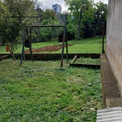Vende-se Casa
