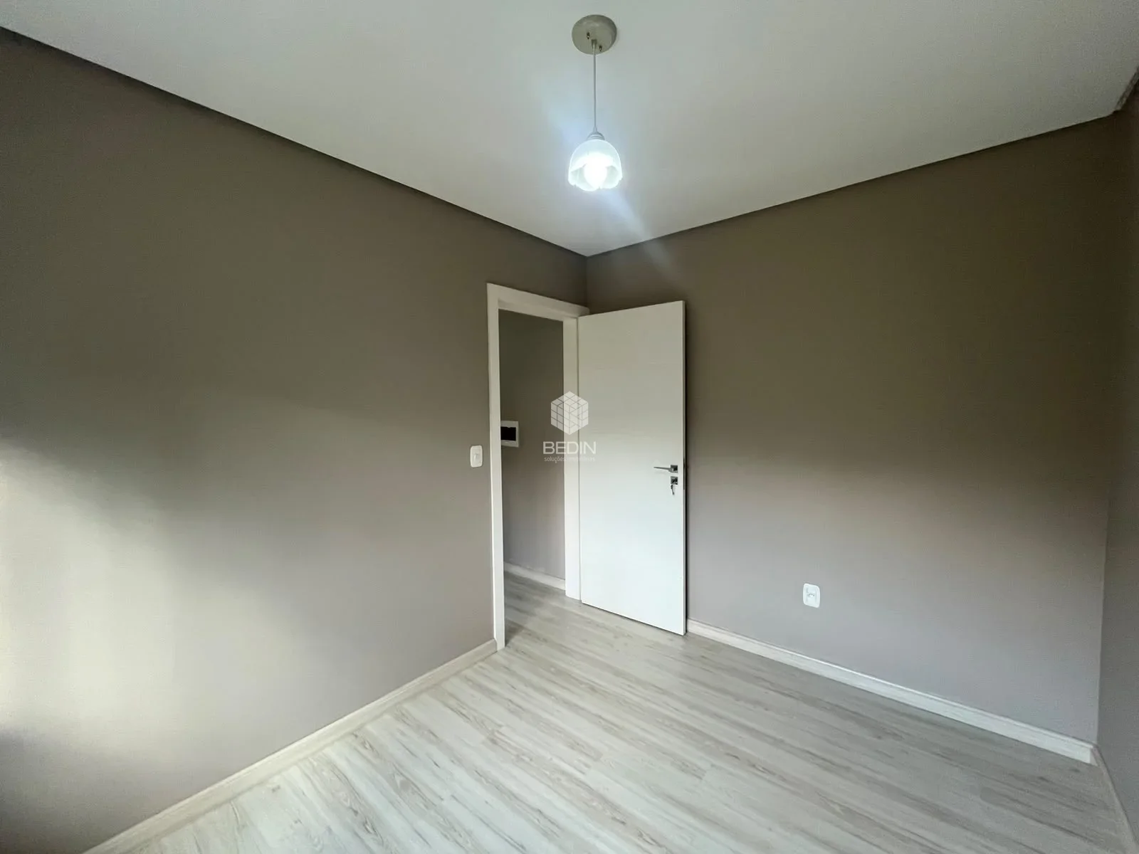 Apartamento 3 dormitórios à venda no Centro da cidade de Serafina Corrêa - RS — Miniatura 15