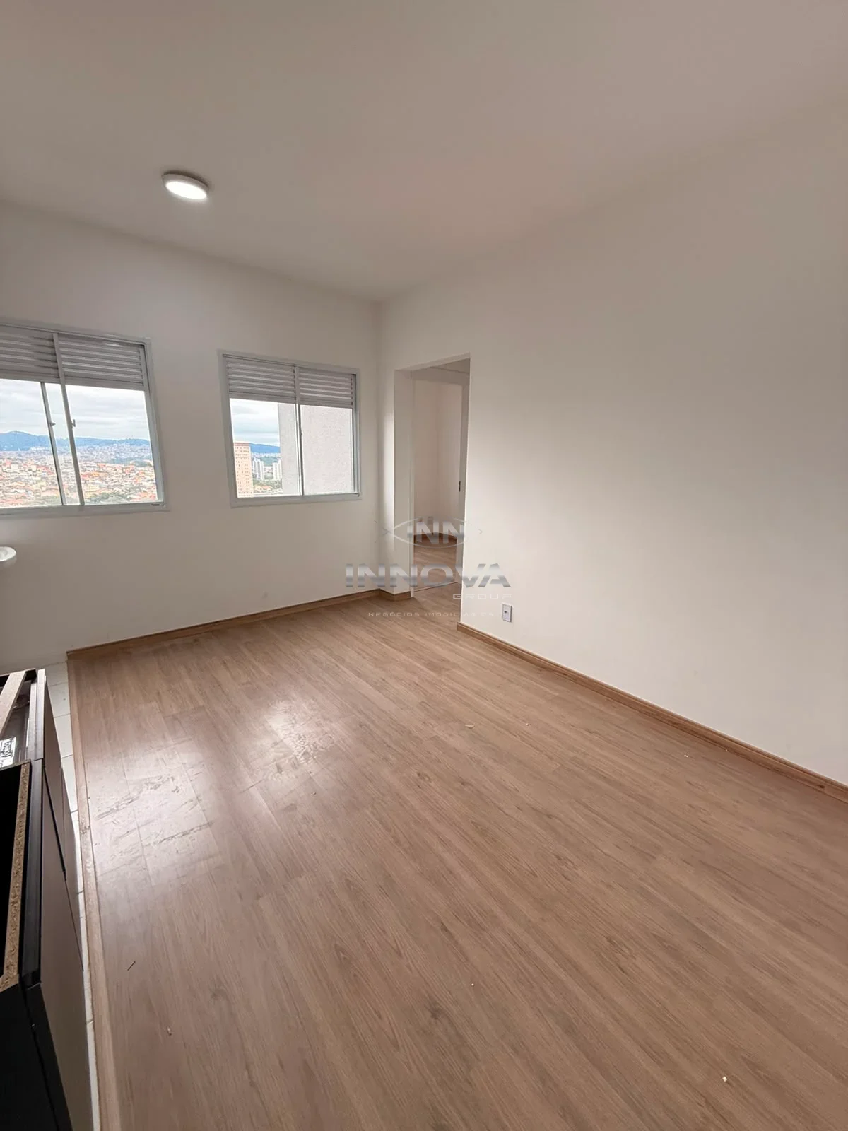 Apartamento para locação, 36m², 2 dormitórios, vaga e lazer, no Pestana, Osasco — Miniatura 2