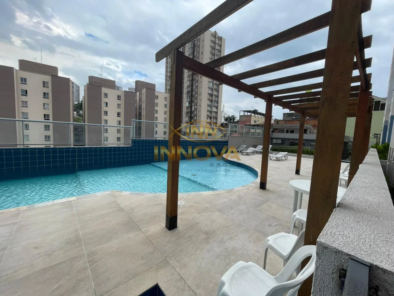 Apartamento moderno para locação, 55m², 2 dormitórios, suíte e vaga no São Pedro, Osasco — Miniatura 22