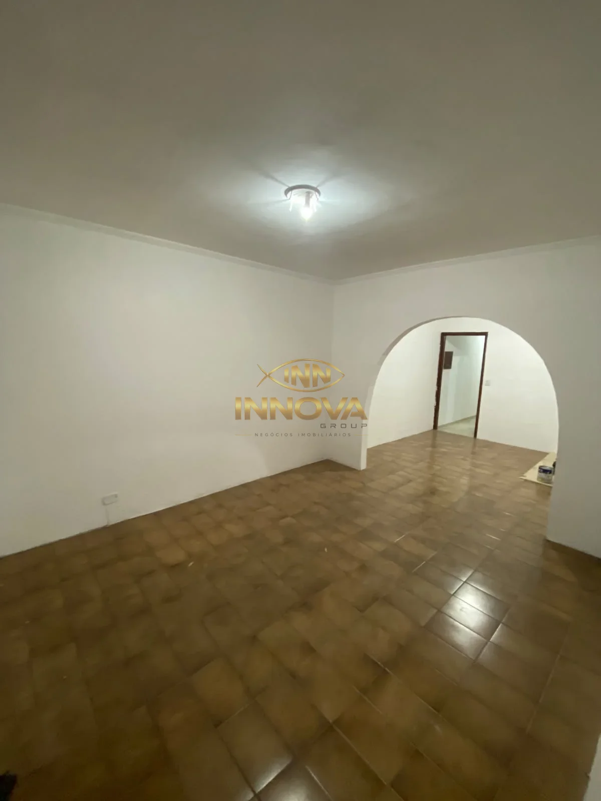 Casa individual para alugar com 220m², 2 quartos, 2 vagas e edícula, no Quitaúna, Osasco — Miniatura 3