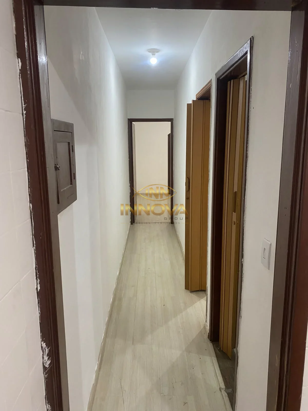 Casa individual para alugar com 220m², 2 quartos, 2 vagas e edícula, no Quitaúna, Osasco — Miniatura 11