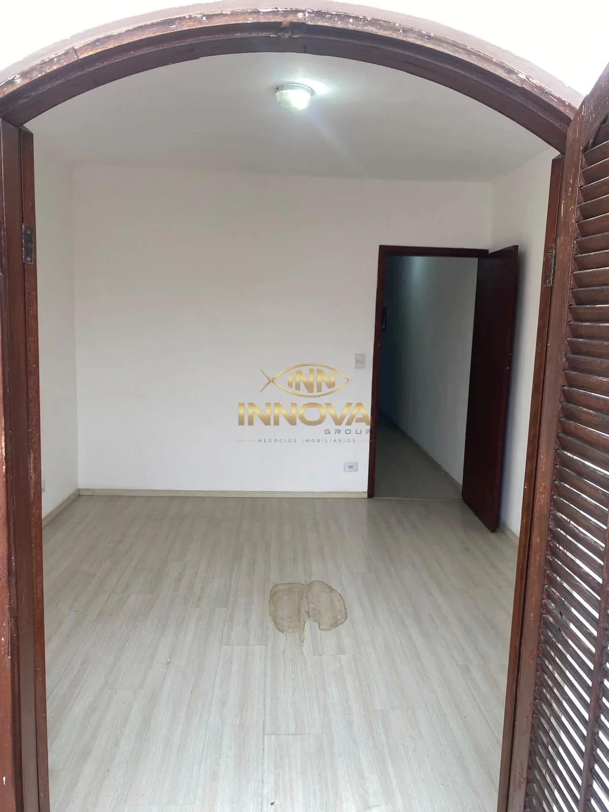 Casa individual para alugar com 220m², 2 quartos, 2 vagas e edícula, no Quitaúna, Osasco — Miniatura 13