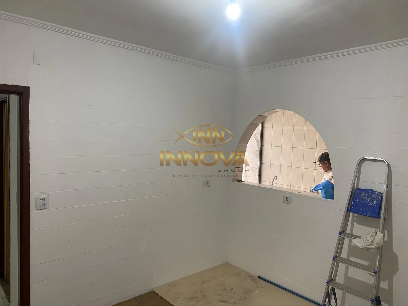 Casa individual para alugar com 220m², 2 quartos, 2 vagas e edícula, no Quitaúna, Osasco — Miniatura 6