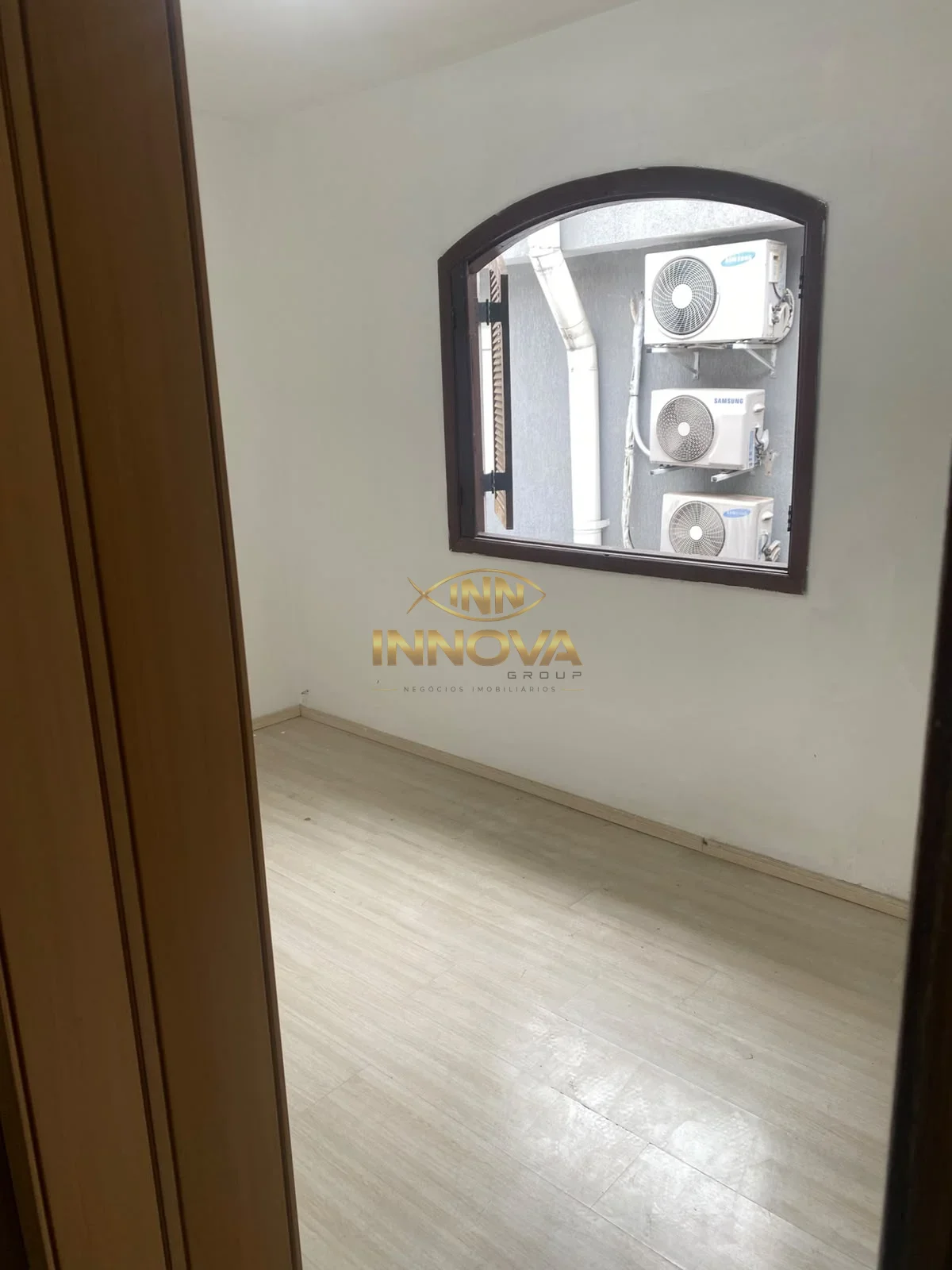 Casa individual para alugar com 220m², 2 quartos, 2 vagas e edícula, no Quitaúna, Osasco — Miniatura 14