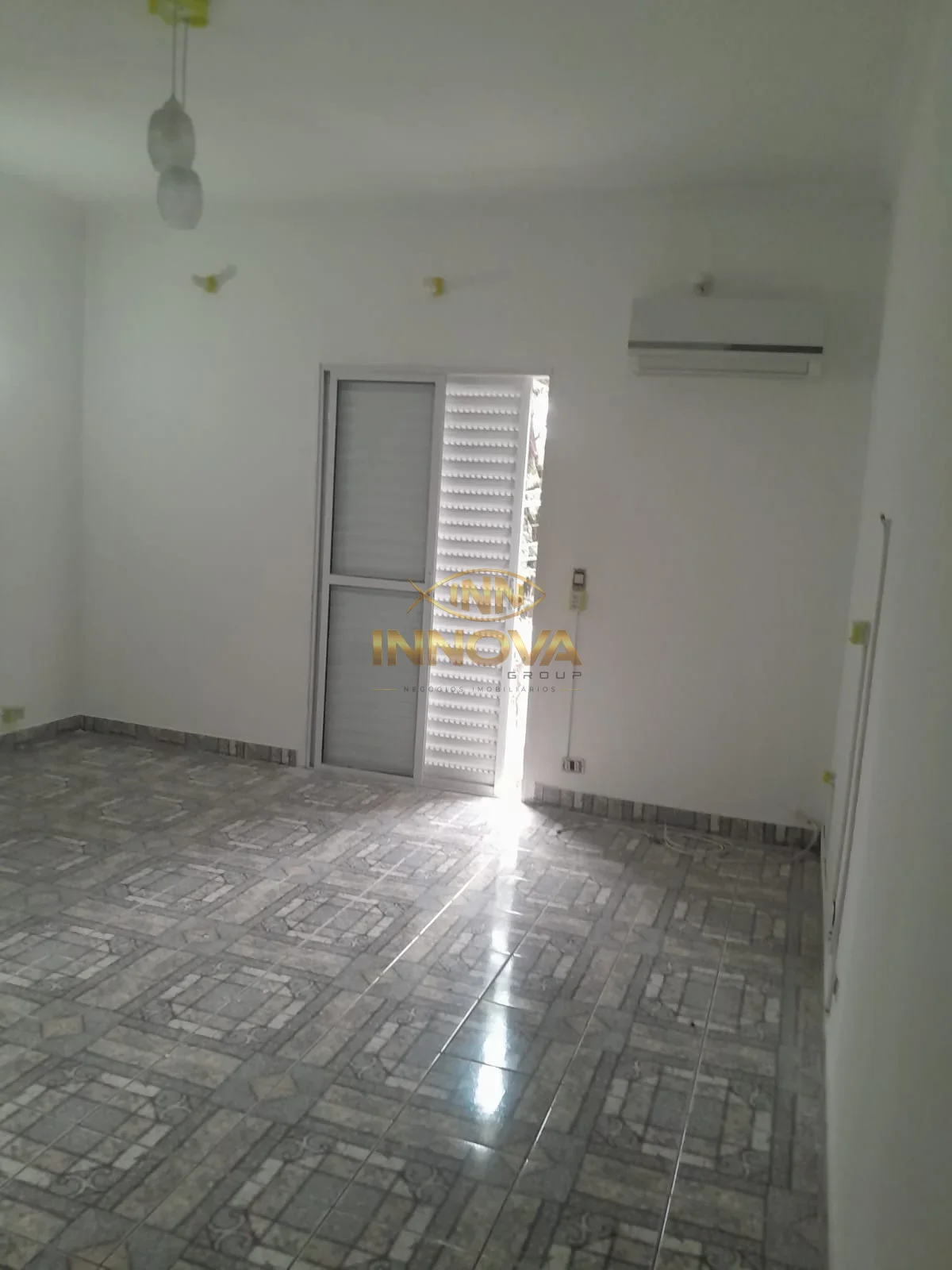 Casa à venda com 220m², 3 dormitórios, suíte e 5 vagas, no Jd Adalgisa, Osasco/SP — Miniatura 14