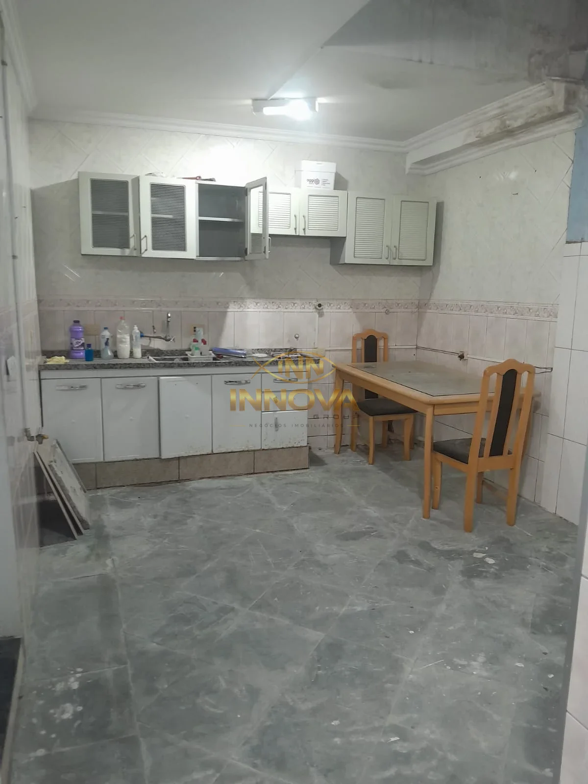 Casa à venda com 220m², 3 dormitórios, suíte e 5 vagas, no Jd Adalgisa, Osasco/SP — Miniatura 9