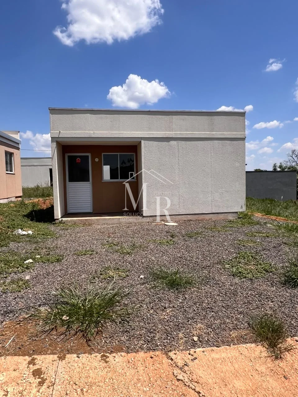 Casa Nova à Venda em Votuporanga SP - R$ 200mil
