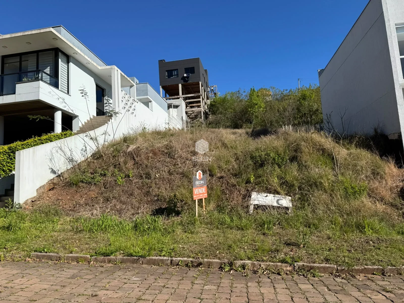 Terreno à Venda com 520m² | Oportunidade — Miniatura 7