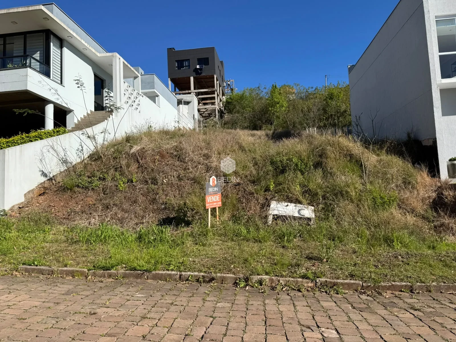 Terreno à Venda com 520m² | Oportunidade — Miniatura 6
