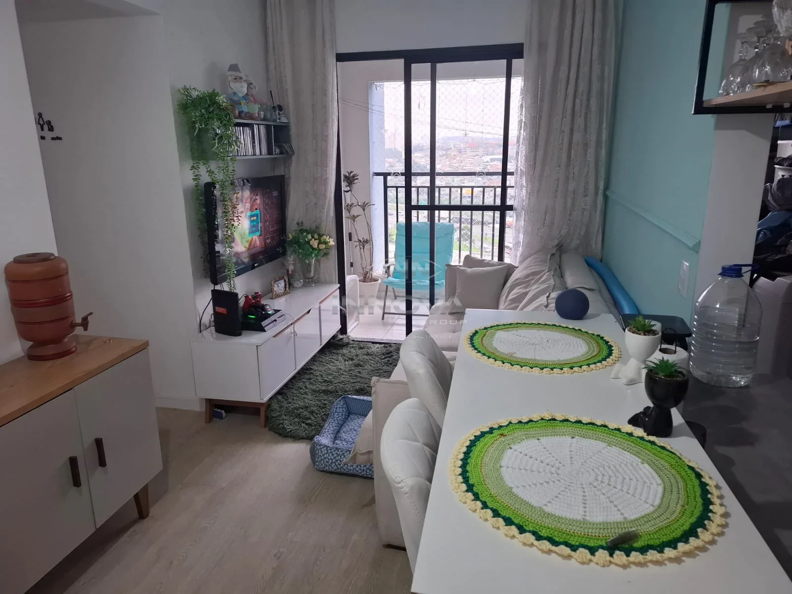Apartamento à venda com 2 quartos, sacada, 1 vaga, e lazer no São Pedro, Osasco