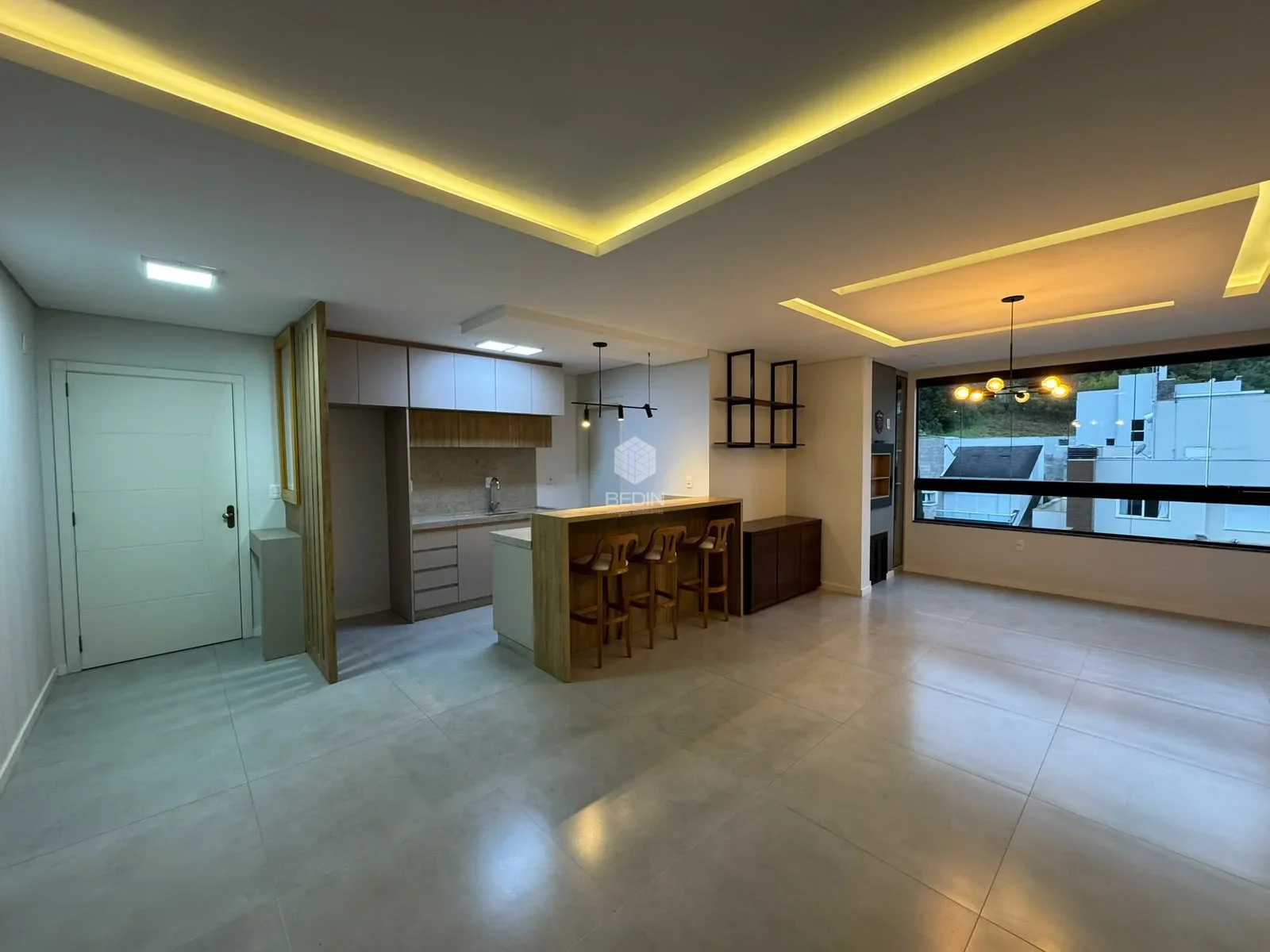 Apartamento semi mobiliado à venda no bairro Perin em Serafina Corrêa - RS