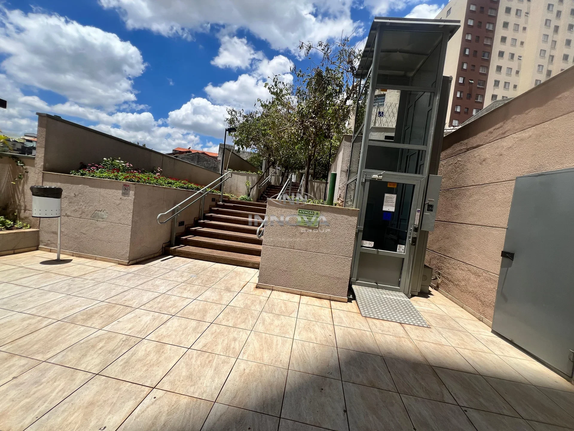 Apartamento mobiliado para aluguel, 52m² com 2 dormitórios, sacada, vaga e lazer no Jd Roberto, Osasco — Miniatura 54