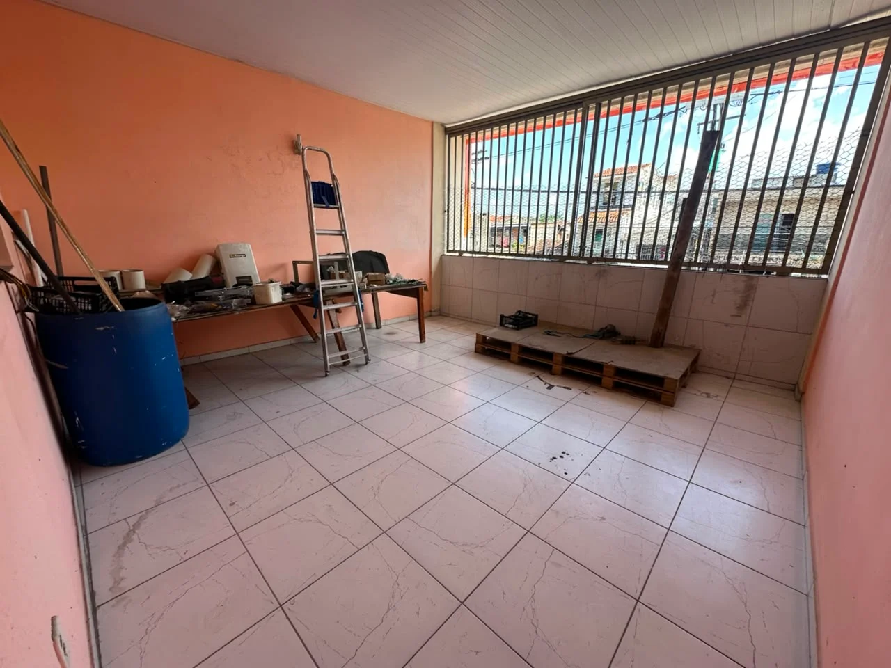 LUMIAR VENDE | CASA DE 2 PAVIMENTOS – TV. ANGUSTURA COM DOIS PAVIMENTOS  NA SAGRAMENTA — Miniatura 8