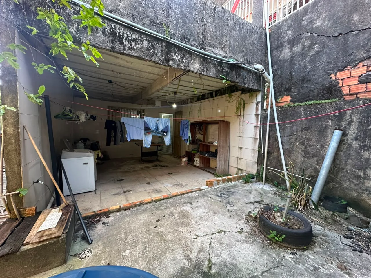 LUMIAR VENDE | CASA DE 2 PAVIMENTOS – TV. ANGUSTURA COM DOIS PAVIMENTOS  NA SAGRAMENTA — Miniatura 30