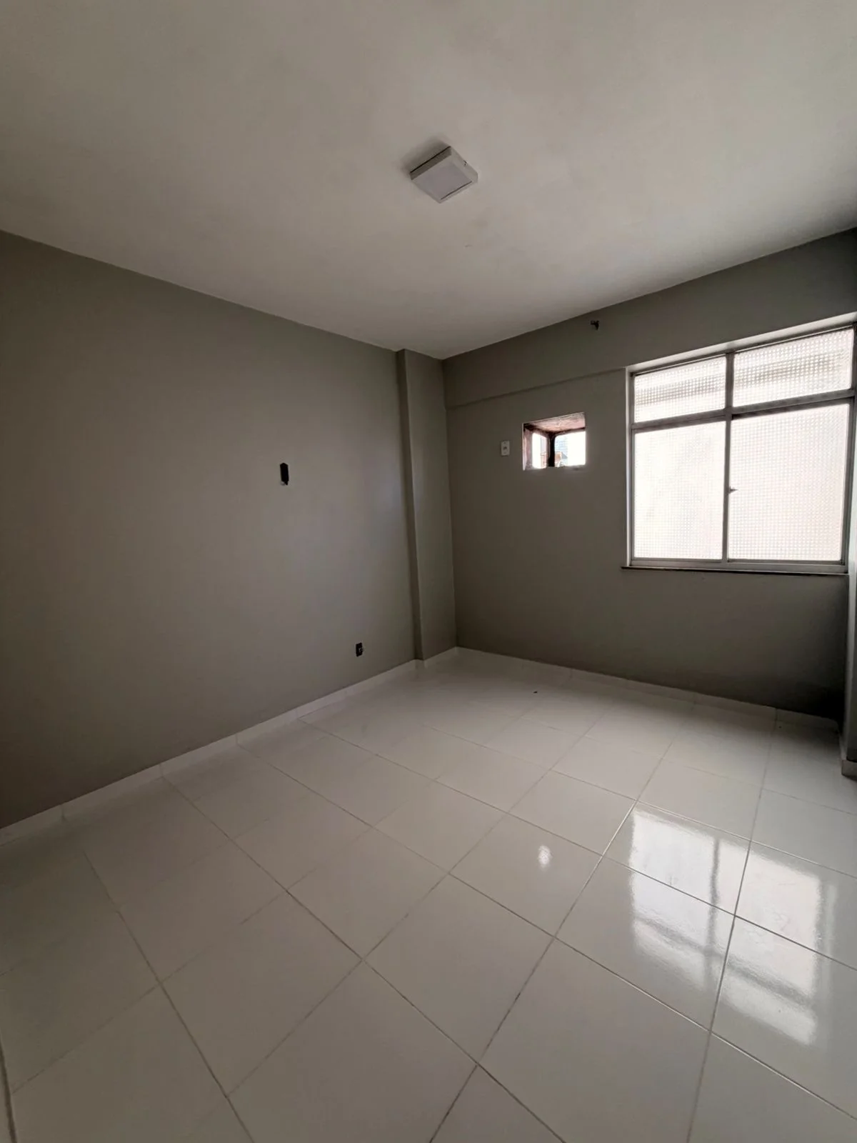 LUMIAR VENDE OU ALUGA | ED CLÁUDIO CHAVES | R$280.000 — Miniatura 4