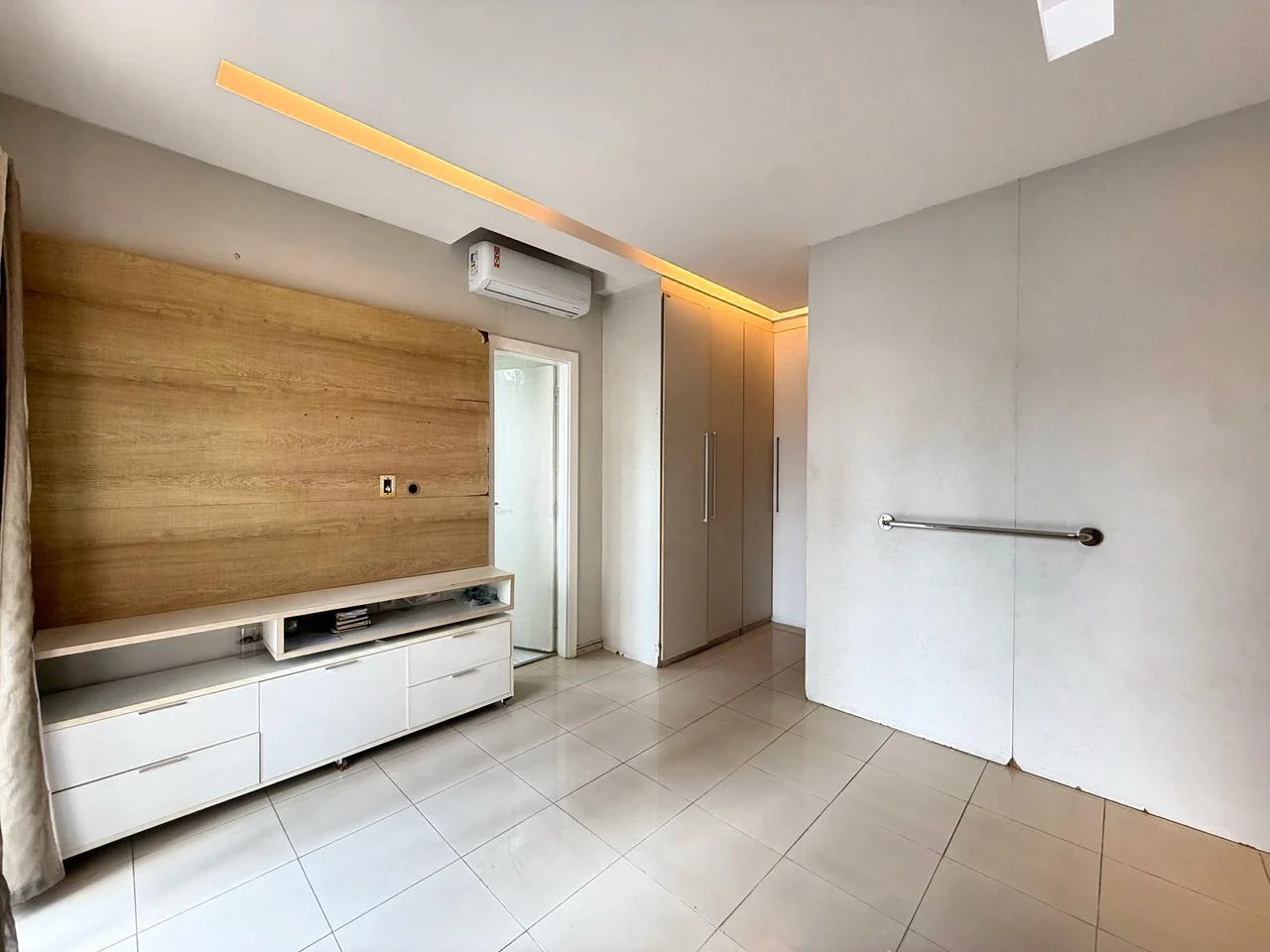 Apartamento 3 Suítes à Venda em Batista Campos — Miniatura 4