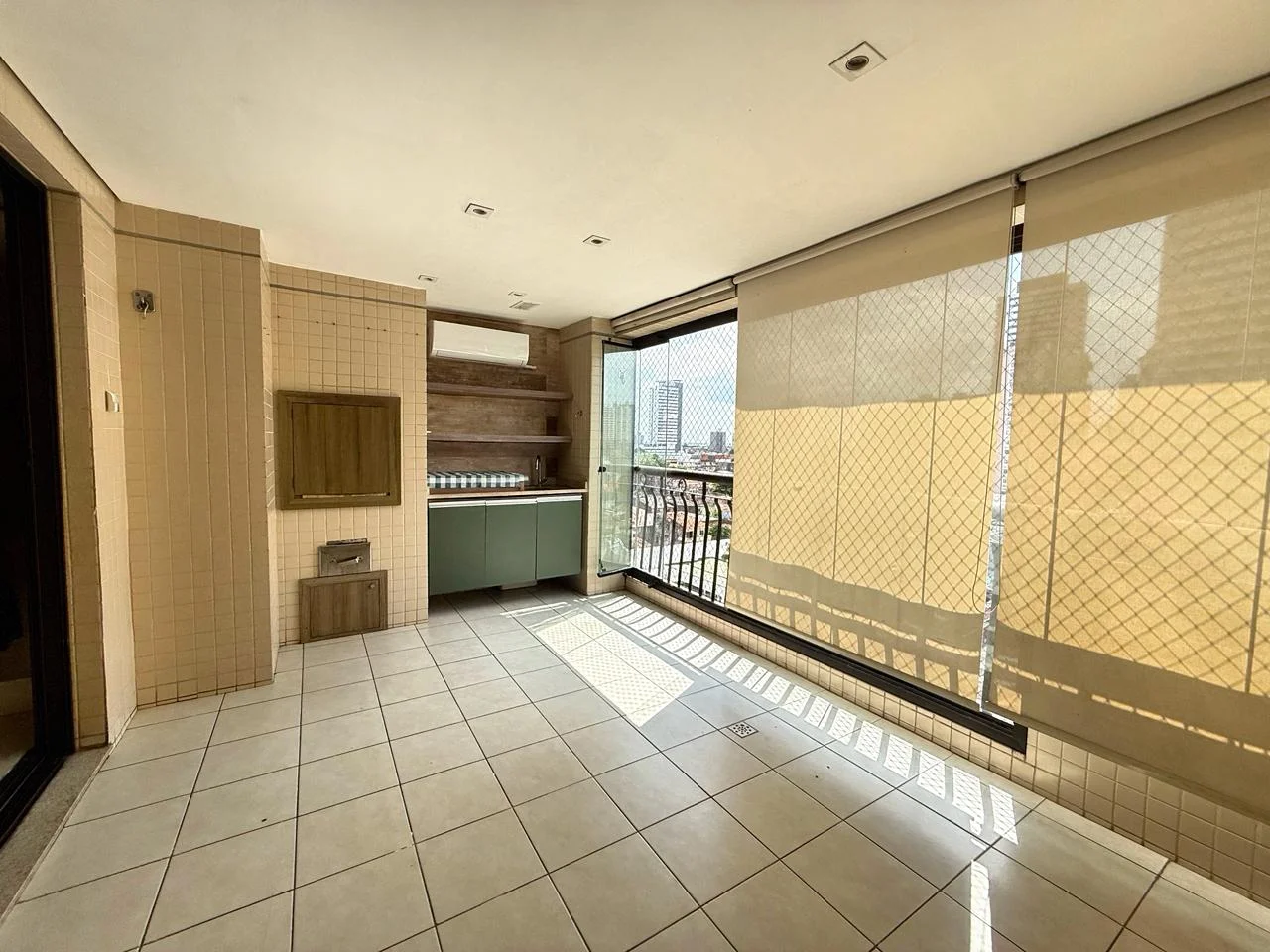Apartamento 3 Suítes à Venda em Batista Campos — Miniatura 5