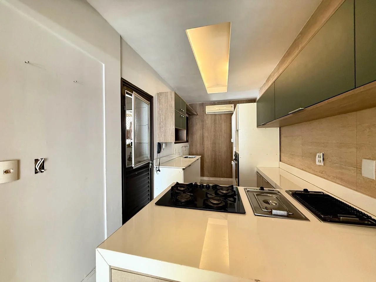 Apartamento 3 Suítes à Venda em Batista Campos — Miniatura 11